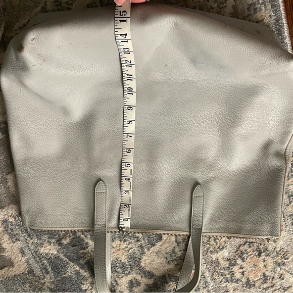 Elegant Pale Blue Leather Tote Bag CUYANA - Picture 8 of 11